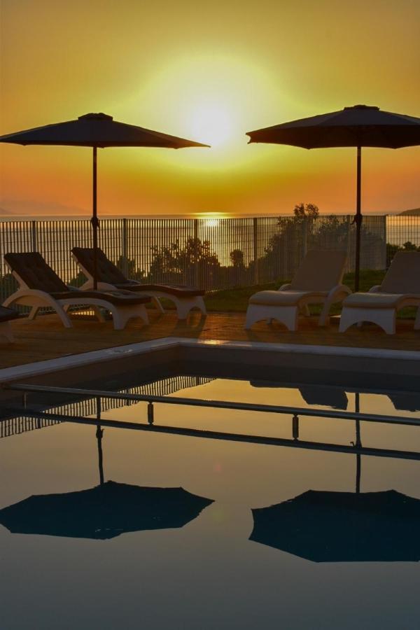 Pantheon Hotel & Suites Νεροτριβιά Εξωτερικό φωτογραφία